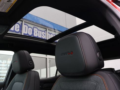 New 2026 GMC Terrain AT4 w/ Convenience Package III AWD/4WD image 23