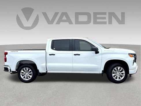 Used 2024 Chevrolet Silverado 1500 Custom AWD/4WD image 27