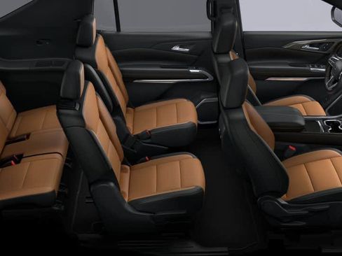 New 2027 Chevrolet Traverse Z71 w/ Driver Confidence Package AWD/4WD image 9