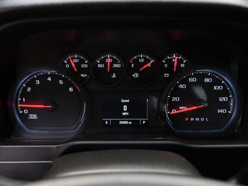 Used 2020 Chevrolet Silverado 1500 Custom w/ Custom Value Package RWD image 40