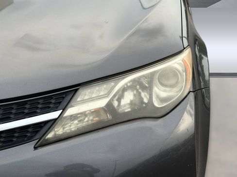 Used 2014 Toyota RAV4 XLE FWD image 12