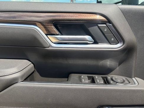 New 2026 Chevrolet Silverado 2500 LT w/ Z71 Chrome Sport Edition AWD/4WD image 20