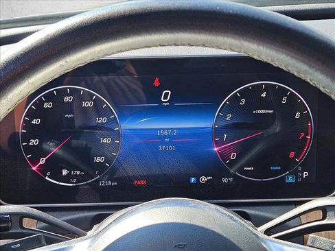 Used 2023 Mercedes-Benz C 300 Sedan image 11