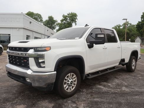 Used 2023 Chevrolet Silverado 2500 LT w/ Convenience Package AWD/4WD image 5
