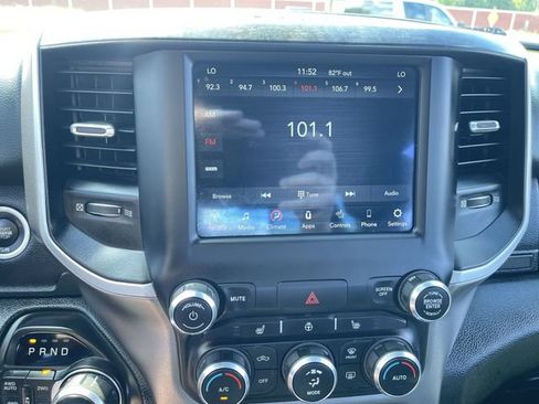 Used 2020 RAM 1500 Big Horn AWD/4WD image 13