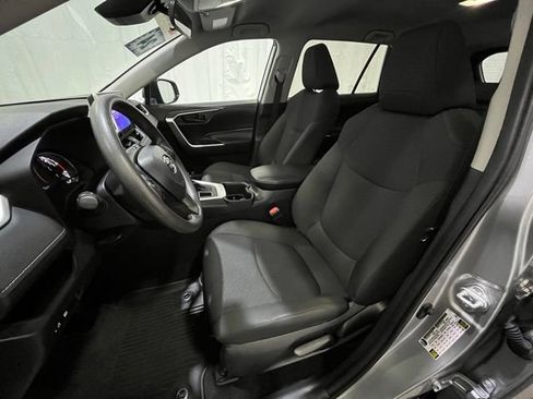 Certified 2024 Toyota RAV4 LE AWD/4WD image 10