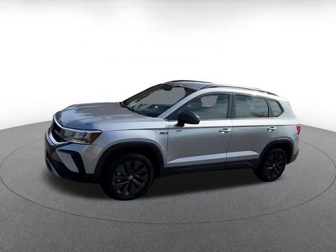 Used 2024 Volkswagen Taos S FWD image 8