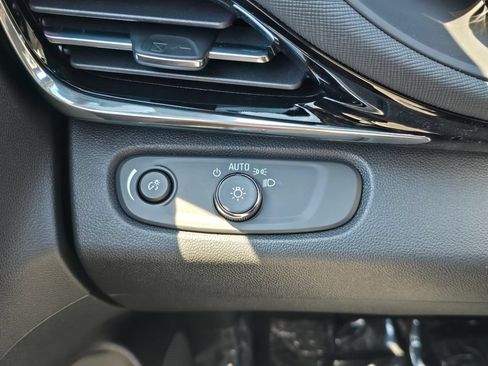 New 2026 Buick Envista Sport Touring w/ Convenience I Package FWD image 19