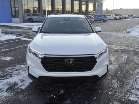 Used 2023 Honda CR-V EX image 2