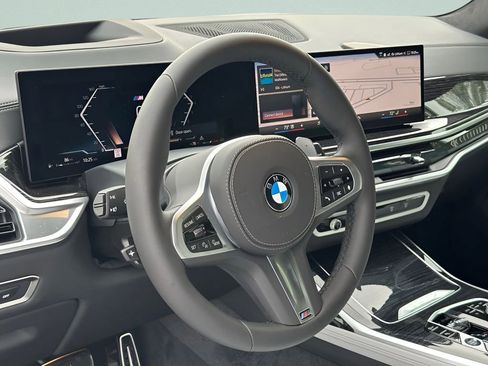 New 2027 BMW X7 xDrive40i w/ M Sport Package AWD/4WD image 13