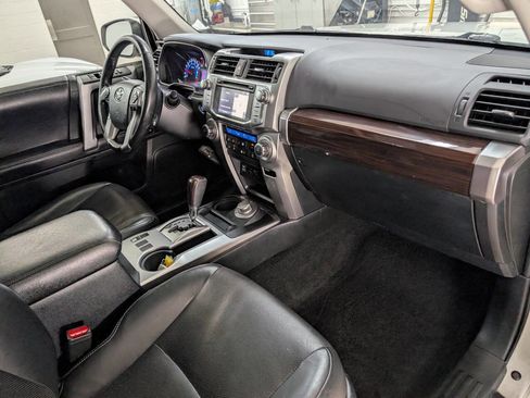 Used 2017 Toyota 4Runner Limited AWD/4WD image 22