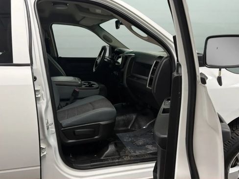 Used 2018 RAM 1500 4x4 Crew Cab w/ Protection Group image 21