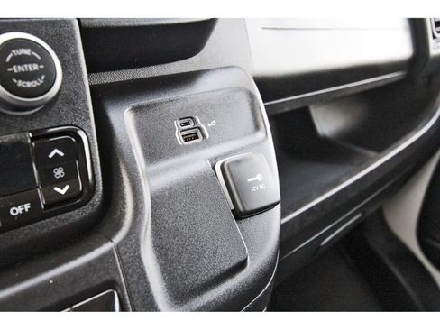 Used 2025 RAM ProMaster 2500 w/ Convenience Group FWD image 29