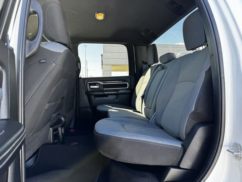 Used 2024 RAM 2500 Big Horn image 32