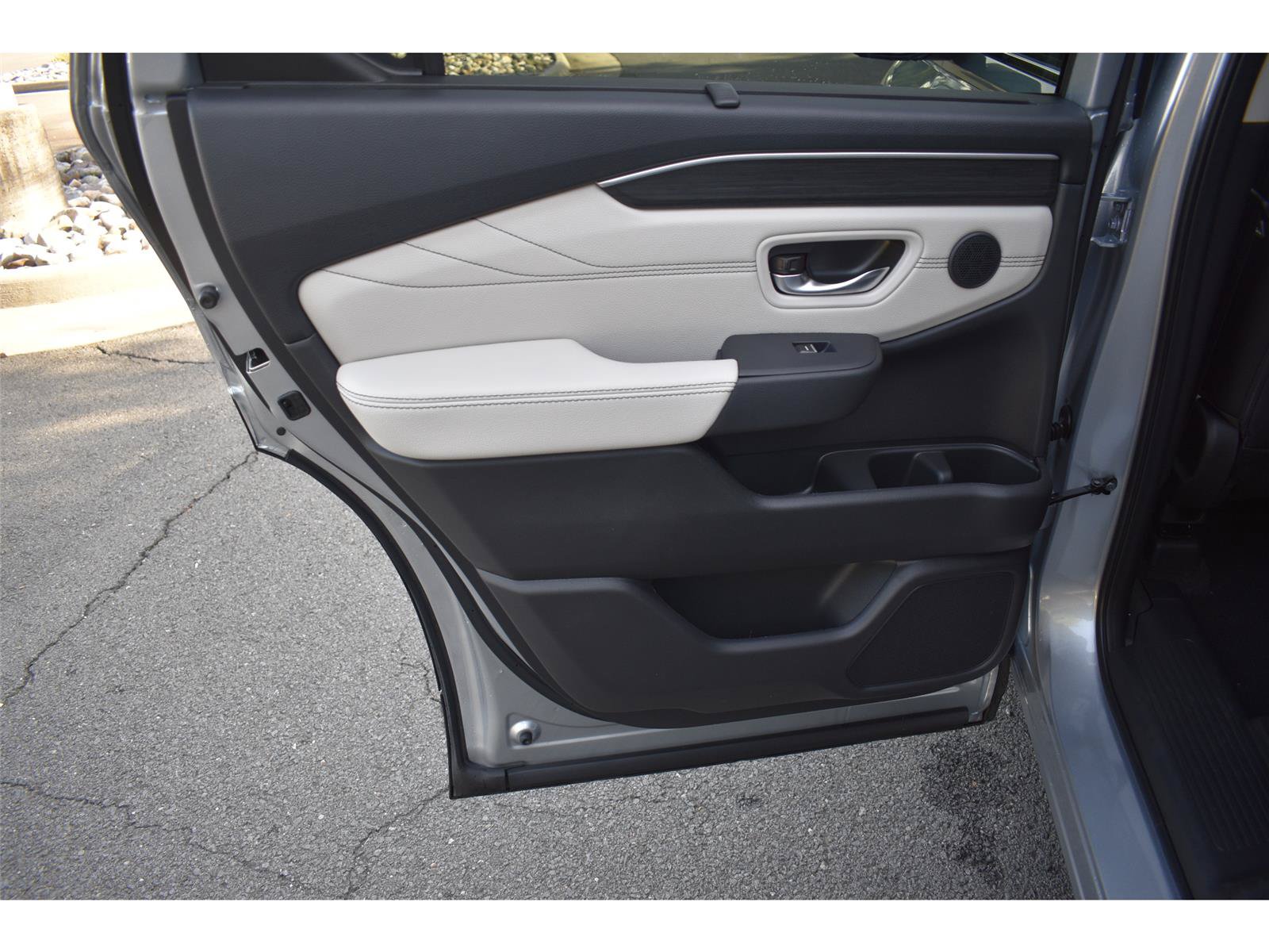 New 2026 Honda Pilot Touring image 28