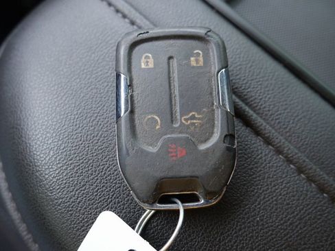 Used 2021 Chevrolet Silverado 1500 RST w/ Convenience Package II image 19