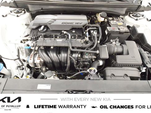 New 2025 Kia K4 LX image 20