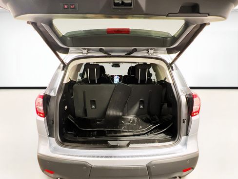 Used 2024 Subaru Ascent Premium w/ Convenience Package AWD/4WD image 18