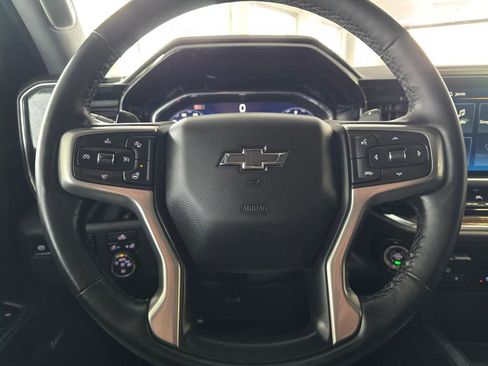 Used 2025 Chevrolet Silverado 1500 LT Trail Boss w/ Convenience Package II AWD/4WD image 30