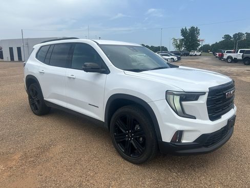 Used 2024 GMC Acadia Elevation w/ Black Edition FWD image 5