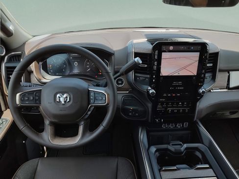 New 2025 RAM 2500 Limited image 11