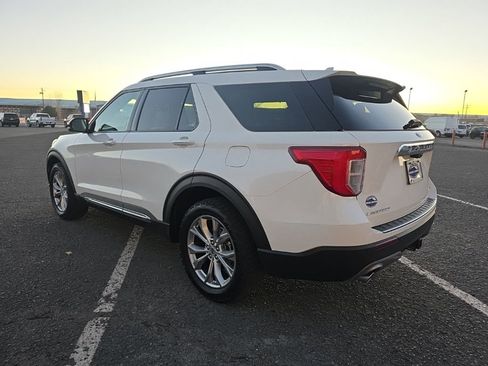 Used 2020 Ford Explorer Limited w/ Class III Trailer Tow Package image 5