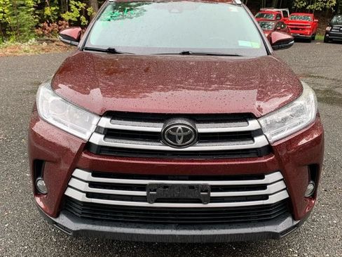 Used 2017 Toyota Highlander XLE AWD/4WD image 14