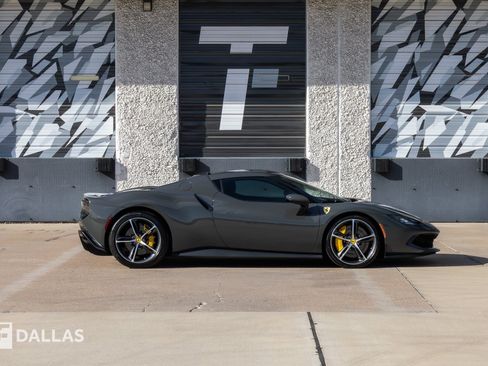 Used 2023 Ferrari 296 GTB RWD image 17