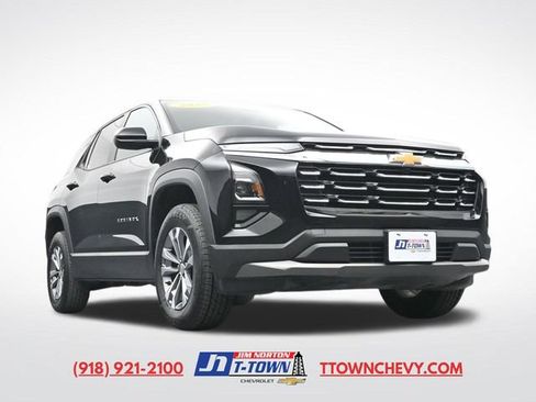 Used 2025 Chevrolet Equinox LT FWD image 50