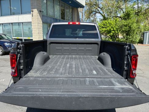 Used 2025 RAM 2500 Big Horn image 33