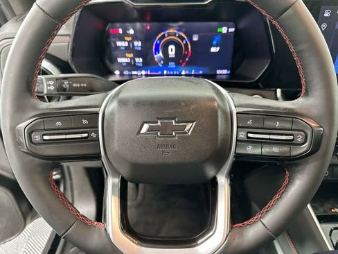 Used 2024 Chevrolet Colorado Z71 w/ Z71 Convenience Package 2 image 12