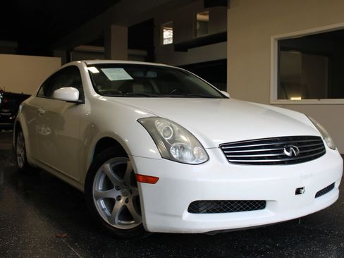 Used 2007 INFINITI G35 Coupe w/ Premium Pkg RWD image 1