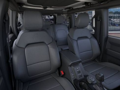 New 2026 Ford Bronco Outer Banks w/ Sasquatch Package AWD/4WD image 10