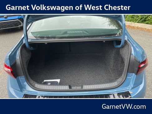 New 2026 Volkswagen Jetta GLI Autobahn FWD image 12