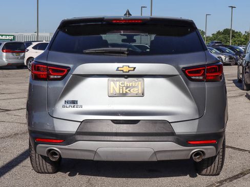 Used 2025 Chevrolet Blazer LT FWD image 5