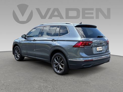 Used 2023 Volkswagen Tiguan SE FWD image 21
