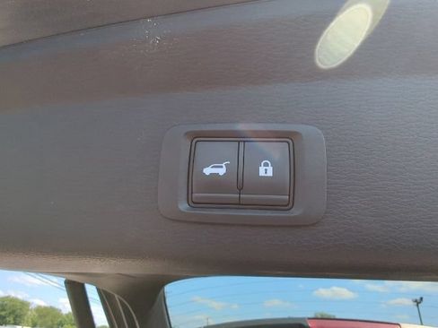Used 2025 Mitsubishi Outlander SE AWD/4WD image 39