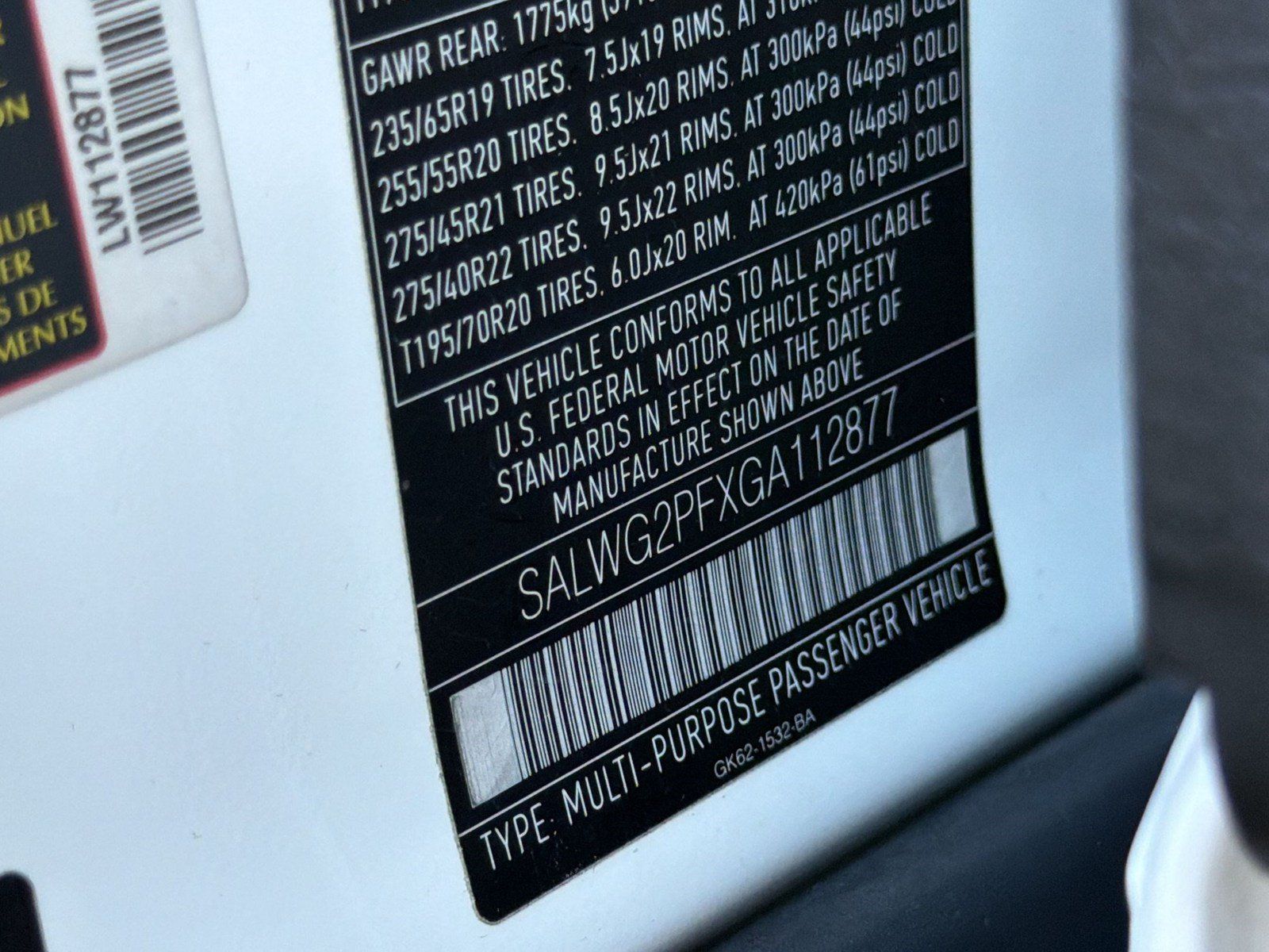 Used 2016 Land Rover Range Rover Sport SE AWD/4WD image 26