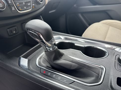 Certified 2023 Chevrolet Traverse LS FWD image 10