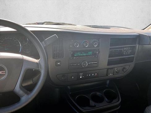 Used 2020 GMC Savana 2500 Extended w/ Enhanced Convenience Package image 8