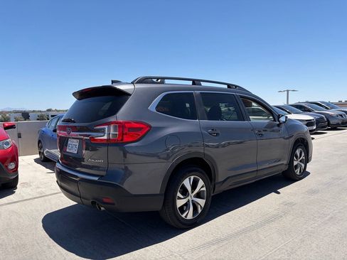 Used 2023 Subaru Ascent Premium w/ Convenience Package AWD/4WD image 2