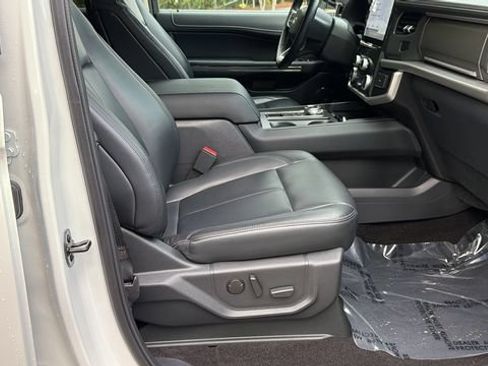 Certified 2023 Ford Expedition XLT RWD image 15
