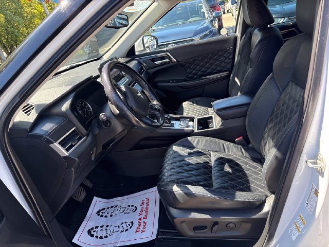 Used 2022 Mitsubishi Outlander SEL AWD/4WD image 8