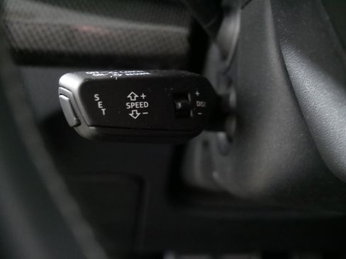 Used 2020 Audi SQ5 Prestige image 32