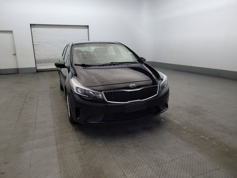 Used 2017 Kia Forte LX FWD image 14