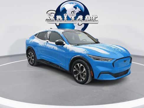 Used 2023 Ford Mustang Mach-E Premium image 4