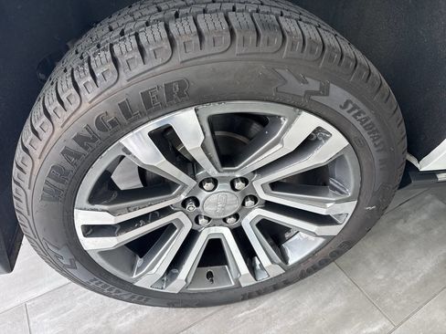 Used 2018 GMC Yukon XL Denali w/ Denali Ultimate Package image 54