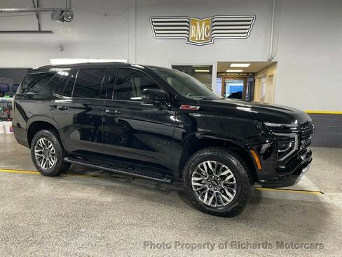 Used 2025 Chevrolet Tahoe Z71 w/ Comfort Package image 2