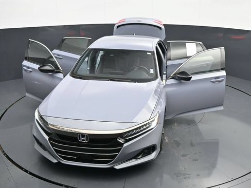 Used 2022 Honda Accord Sport image 41