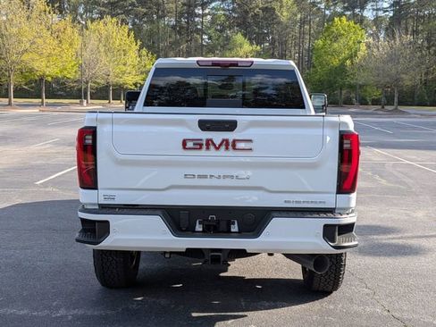 New 2026 GMC Sierra 2500 Denali w/ Denali Reserve Package AWD/4WD image 4